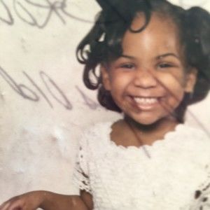 Meet your Posher, Coretta